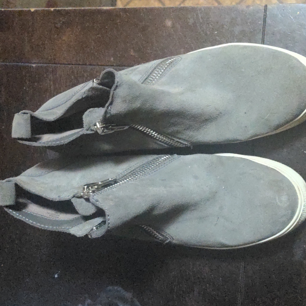 Suede shoes zip up on sides